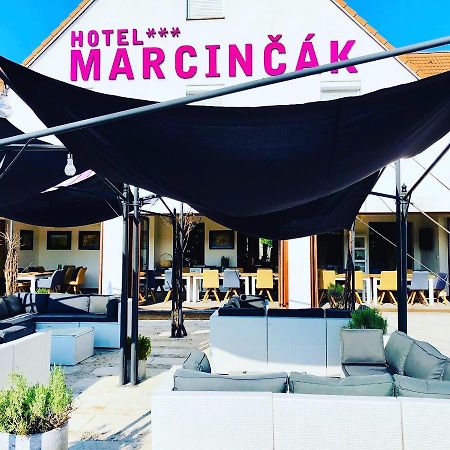 מיקולוב Hotel Marcincak*** מראה חיצוני תמונה